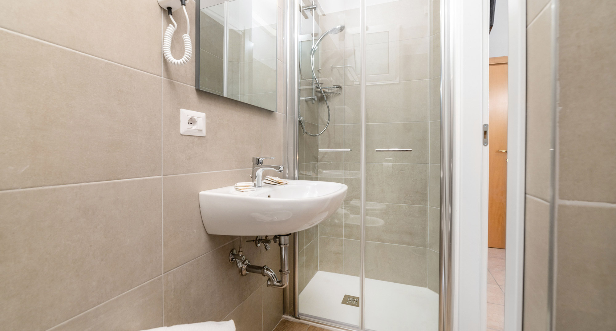 media.Slide-ComfortPineta2CFH