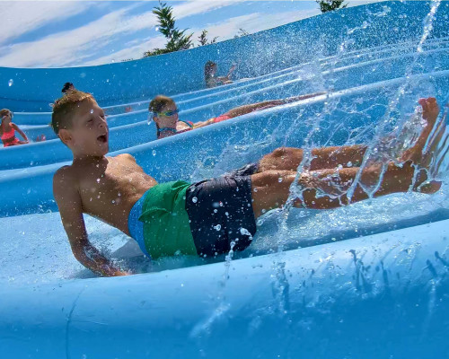 media.Acquascivoli_morbidi_multipista_al_Parco_Acquatico_Atlantica_Cesenatico_biglietti_ingresso_gratuiti_Vacanze_Club_Family_Hotel_Rimini_Village