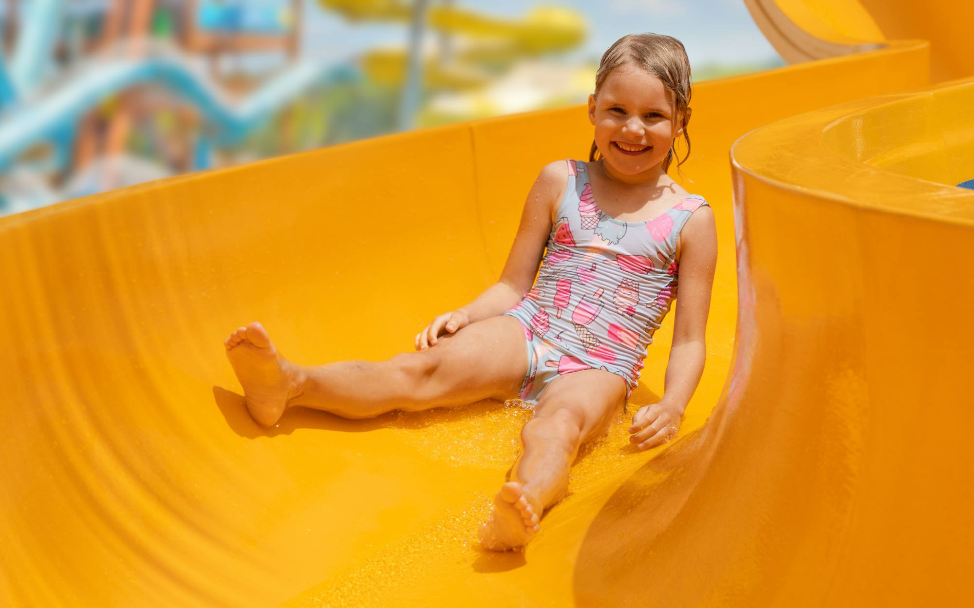 media.Acquascivoli_per_bambini_e_per_ragazzi_al_Parco_Acquatico_Atlantica_Cesenatico_biglietti_ingresso_gratuiti_Vacanze_Club_Family_Hotel_Rimini_Village