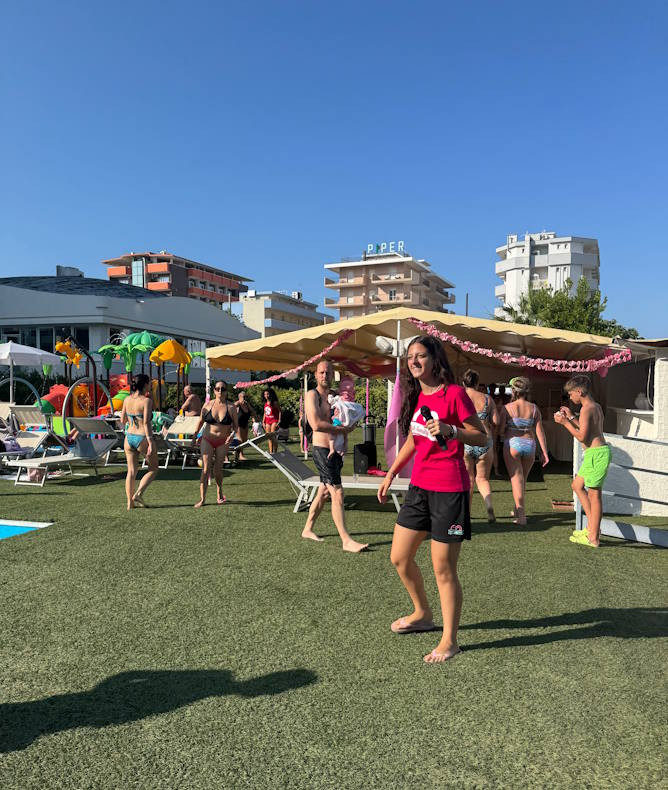 media.gallery_animazione_giardino_cfh_rimini_village