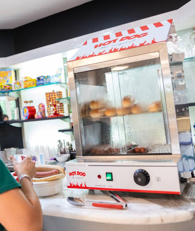 media.Gallery All Inclusive hot dog tutto il giorno al bar Club Family Hotel Rimini Village