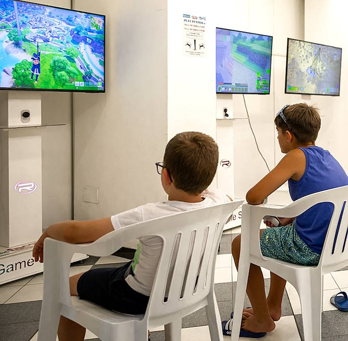 media.Servizi Play Station Club Family Hotel Rimini Village